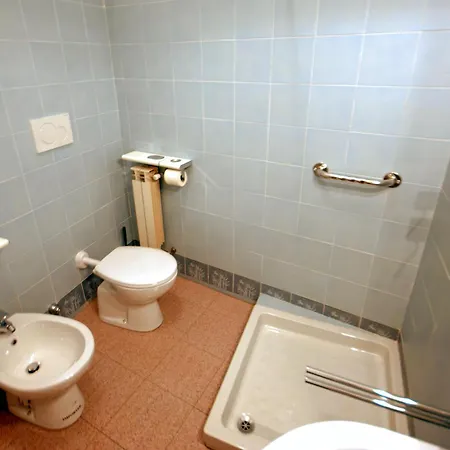 아파트 Casa Dei Poeti Carducci - Two-room For 4 People *